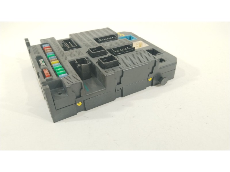 Recambio de caja reles / fusibles para peugeot 207/207+ (wa_, wc_) 1.6 hdi referencia OEM IAM 9663798480 BSI2004P08 
