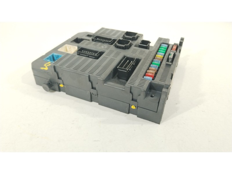 Recambio de caja reles / fusibles para peugeot 207/207+ (wa_, wc_) 1.6 hdi referencia OEM IAM 9663798480 BSI2004P08 