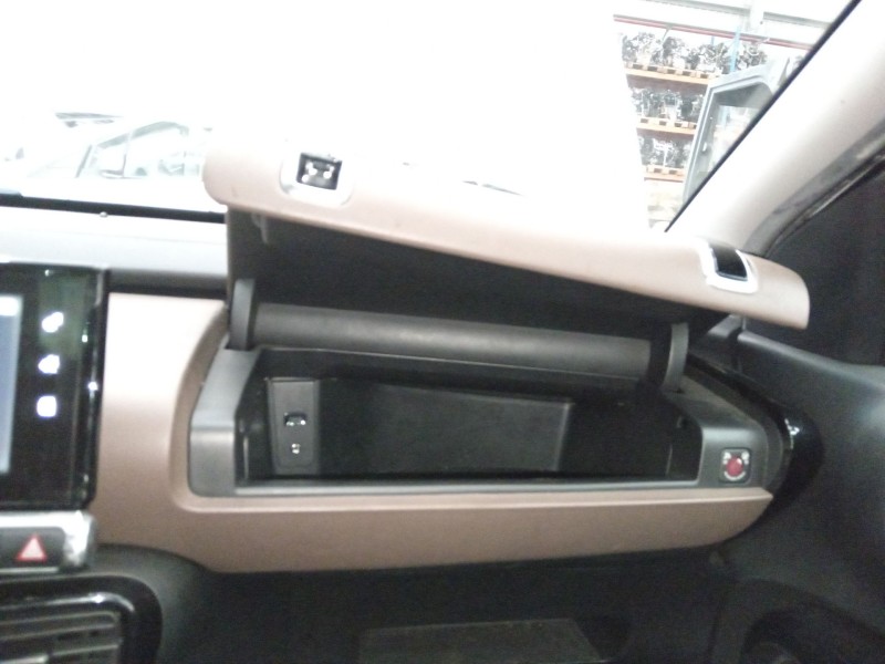 Recambio de guantera para citroën c4 cactus 1.6 hdi 90 referencia OEM IAM   