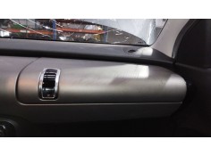 Recambio de guantera para citroën c4 cactus 1.6 bluehdi 100 referencia OEM IAM 98050177BV 958300138922 