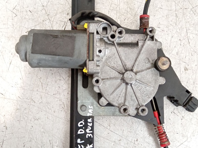 Recambio de elevalunas delantero derecho para seat ibiza ii (6k1) 1.9 tdi referencia OEM IAM 6K3837402 6K3959802C 