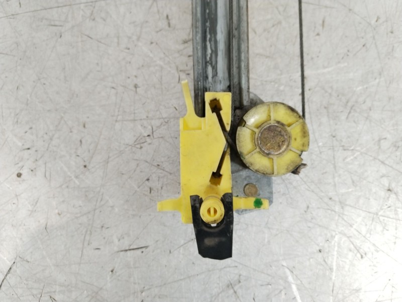 Recambio de elevalunas delantero izquierdo para opel vivaro a furgoneta (x83) 2.5 dti (f7) referencia OEM IAM 91165704  