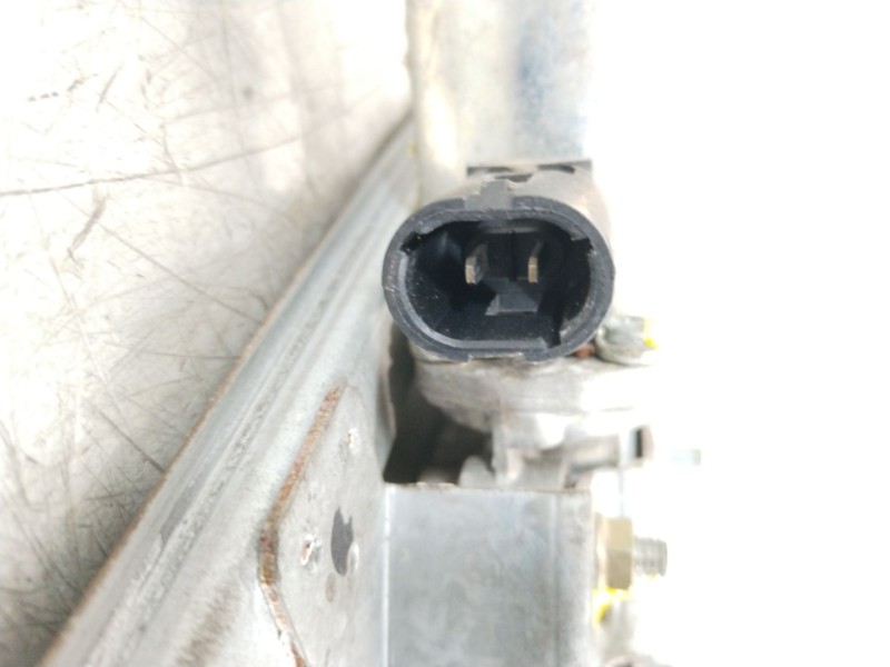 Recambio de elevalunas delantero izquierdo para opel vivaro a furgoneta (x83) 2.5 dti (f7) referencia OEM IAM 91165704  