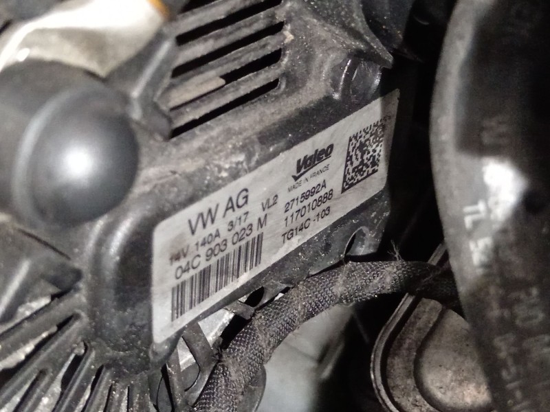 Recambio de alternador para audi a3 sportback (8va, 8vf) 1.0 tfsi referencia OEM IAM 04C903023M  