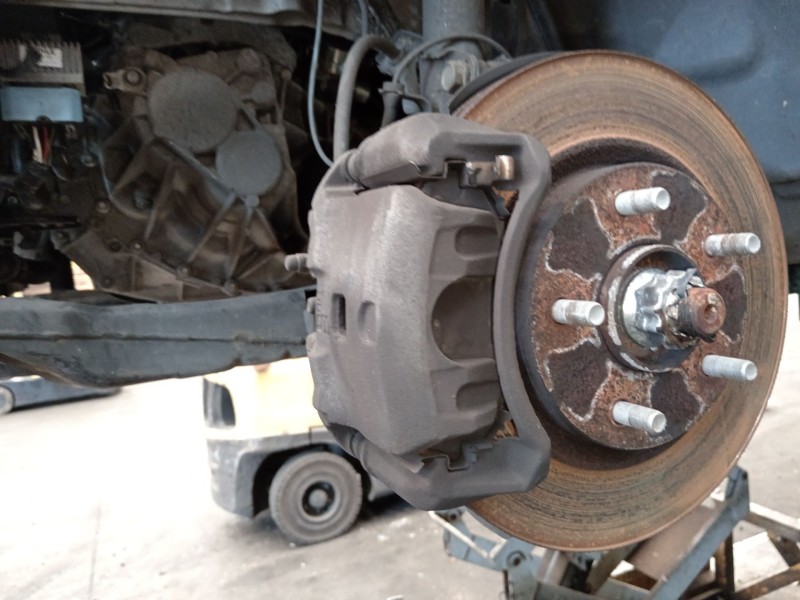 Recambio de pinza freno delantera izquierda para nissan juke (f15) 1.5 dci referencia OEM IAM   