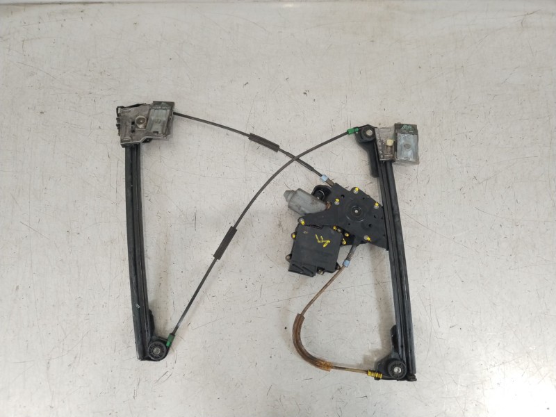 Recambio de elevalunas delantero derecho para volkswagen golf iii cabriolet (1e7) 1.8 referencia OEM IAM 1E0837402 1E0959802 