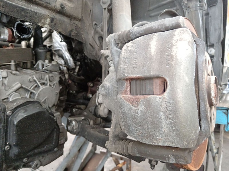 Recambio de pinza freno delantera izquierda para audi a3 sportback (8va, 8vf) 2.0 tdi referencia OEM IAM   