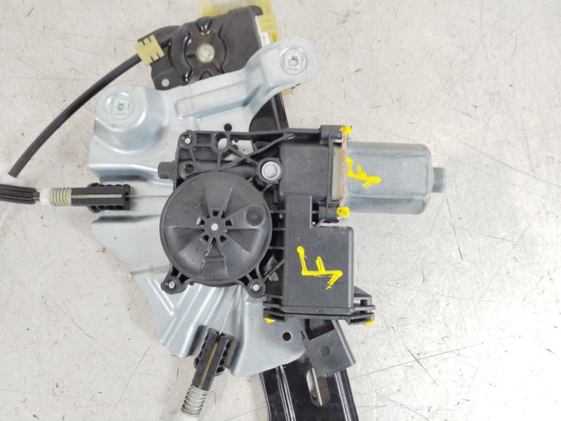 Recambio de elevalunas delantero izquierdo para opel astra j sedán 1.7 cdti (69) referencia OEM IAM 13350757 20951581 