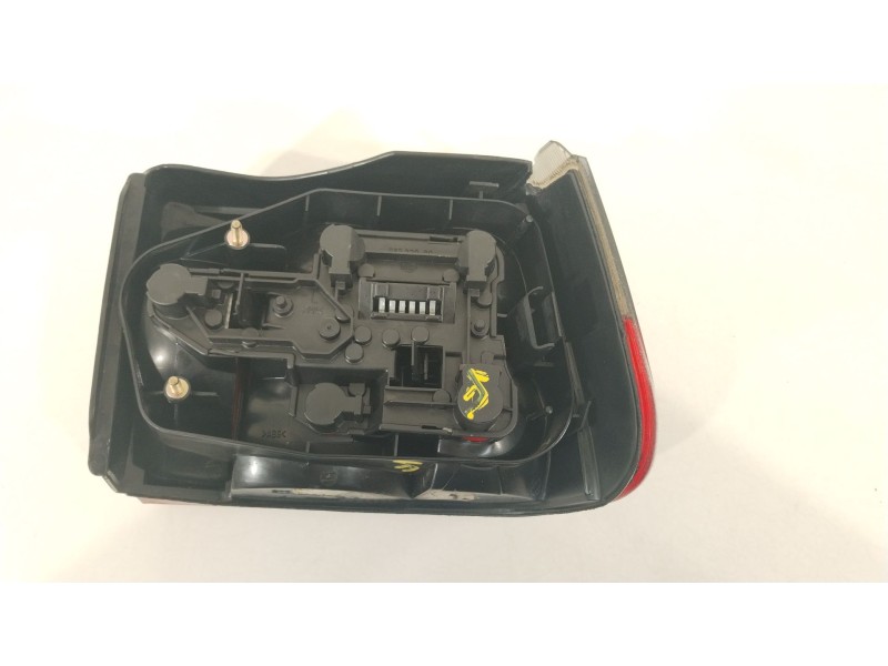 Recambio de piloto trasero izquierdo para seat ibiza ii (6k1) 1.4 i 16v referencia OEM IAM 6K6945111E  