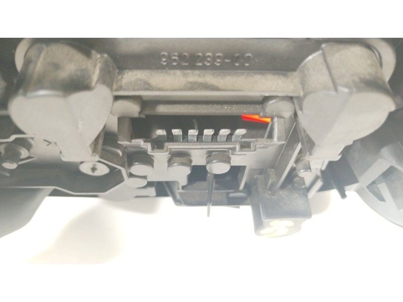 Recambio de piloto trasero izquierdo para seat ibiza ii (6k1) 1.4 i 16v referencia OEM IAM 6K6945111E  