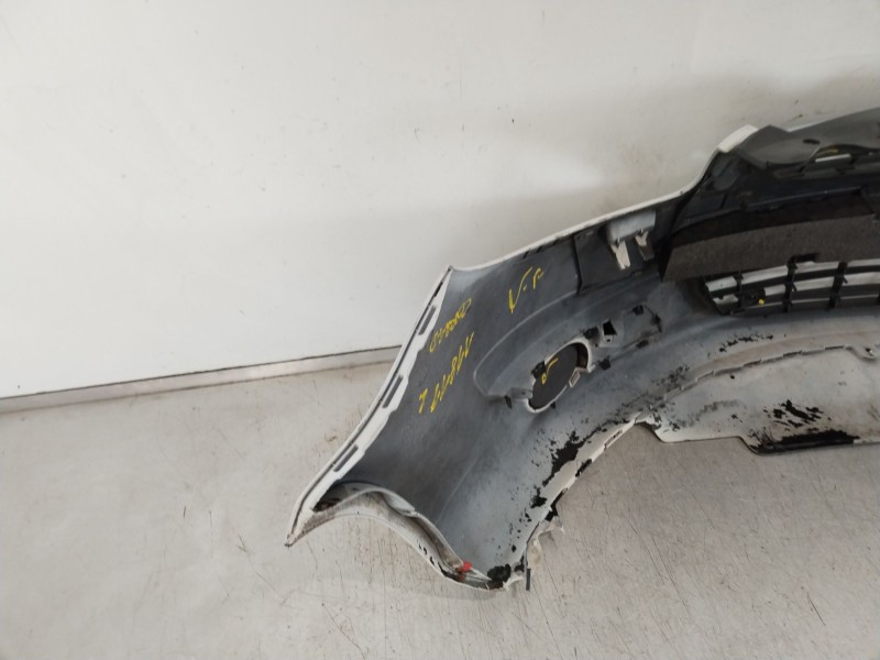 Recambio de paragolpes delantero para opel corsa d catch me referencia OEM IAM 475498858 13211462 