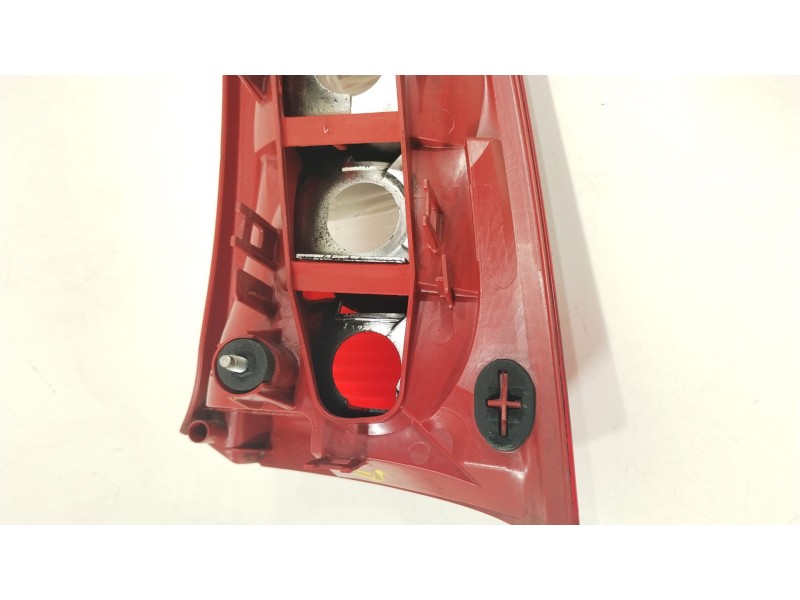 Recambio de piloto trasero izquierdo para citroën c3 i (fc_, fn_) 1.4 hdi referencia OEM IAM 6350X5  