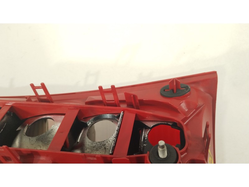 Recambio de piloto trasero izquierdo para citroën c3 i (fc_, fn_) 1.4 hdi referencia OEM IAM 6350X5  