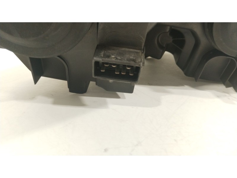 Recambio de faro izquierdo para citroën c4 i (lc_) 1.6 hdi referencia OEM IAM 620853 9646893980 89009407