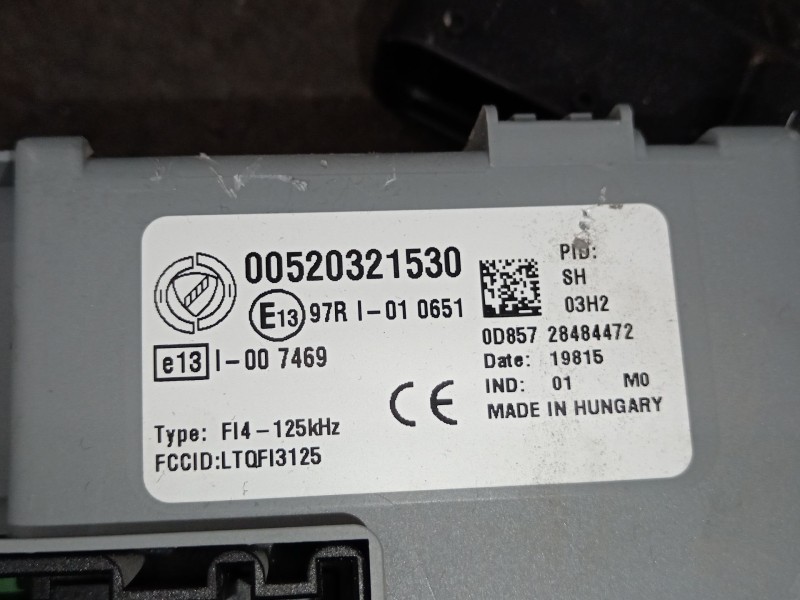 Recambio de caja reles / fusibles para fiat doblo cargo (263_) 1.3 d multijet referencia OEM IAM 520321530  