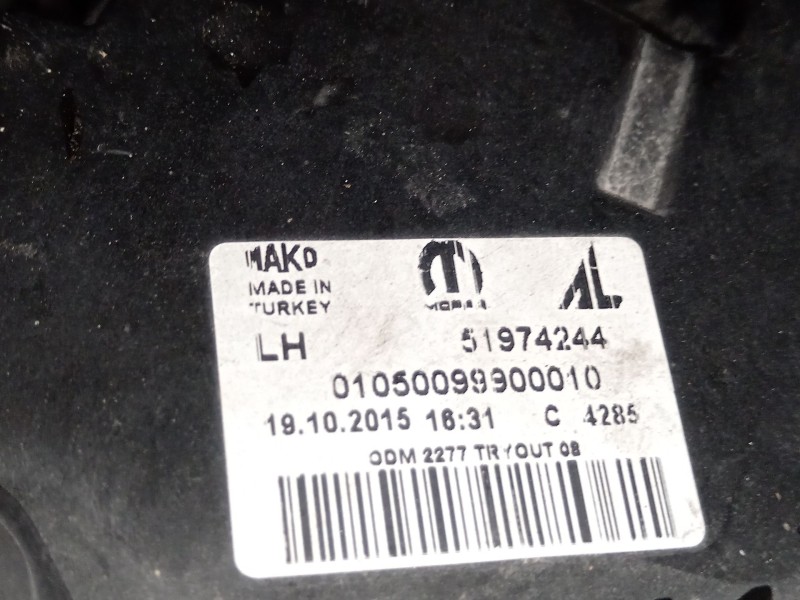 Recambio de faro izquierdo para fiat doblo cargo (263_) 1.3 d multijet referencia OEM IAM 51974244  