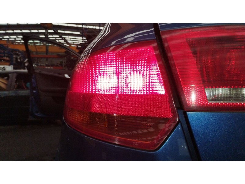 Recambio de piloto trasero izquierdo para audi a3 (8p1) 2.0 tdi 16v referencia OEM IAM 8P4945095G  