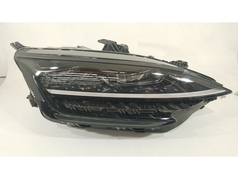 Recambio de faro derecho para byd seal u seal u referencia OEM IAM SA3HK41210220B SA3HK4121020 