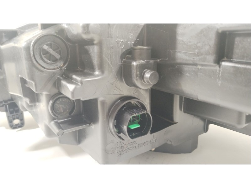 Recambio de faro derecho para byd seal u seal u referencia OEM IAM SA3HK41210220B SA3HK4121020 