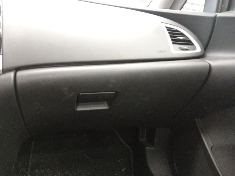Recambio de guantera para opel astra j sports tourer (p10) 2.0 cdti (35) referencia OEM IAM   