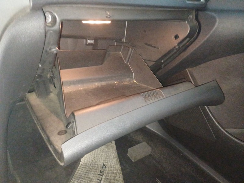 Recambio de guantera para opel astra j (p10) 1.7 cdti (68) referencia OEM IAM   