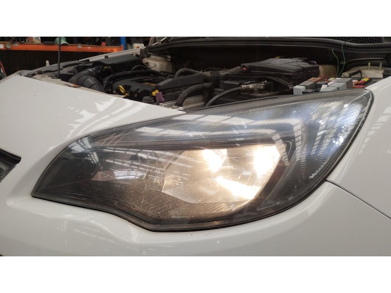 Recambio de faro izquierdo para opel astra j sports tourer (p10) 1.4 turbo (35) referencia OEM IAM   