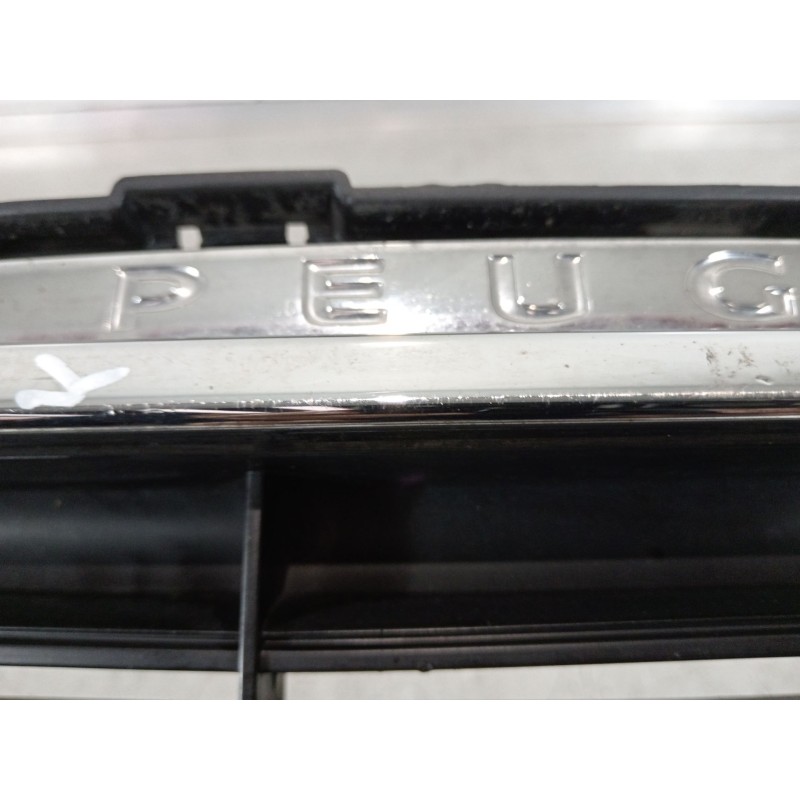 Recambio de rejilla delantera para peugeot 3008 i monospace (0u_) 1.6 vti referencia OEM IAM AA36691394 AA36691387 AA36741283