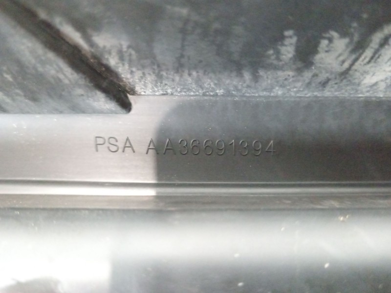 Recambio de rejilla delantera para peugeot 3008 i monospace (0u_) 1.6 vti referencia OEM IAM AA36691394 AA36691387 AA36741283