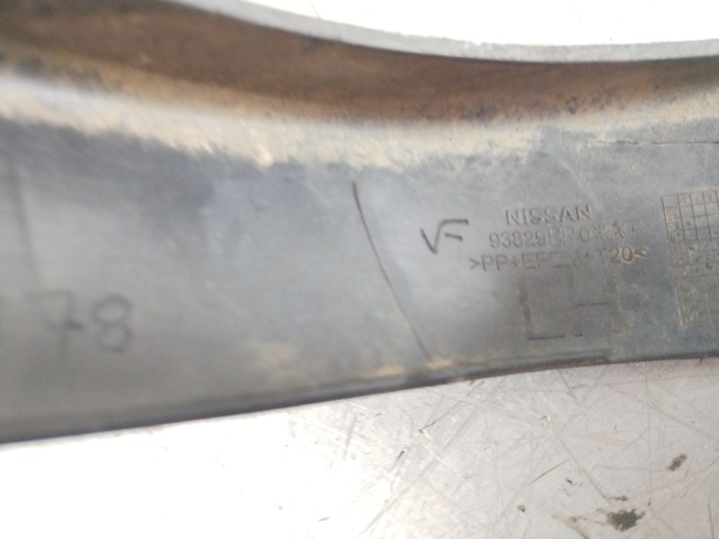 Recambio de aletin trasero izquierdo para nissan qashqai i (j10, nj10) 2.0 dci referencia OEM IAM 93829BR0 93829BR01A 