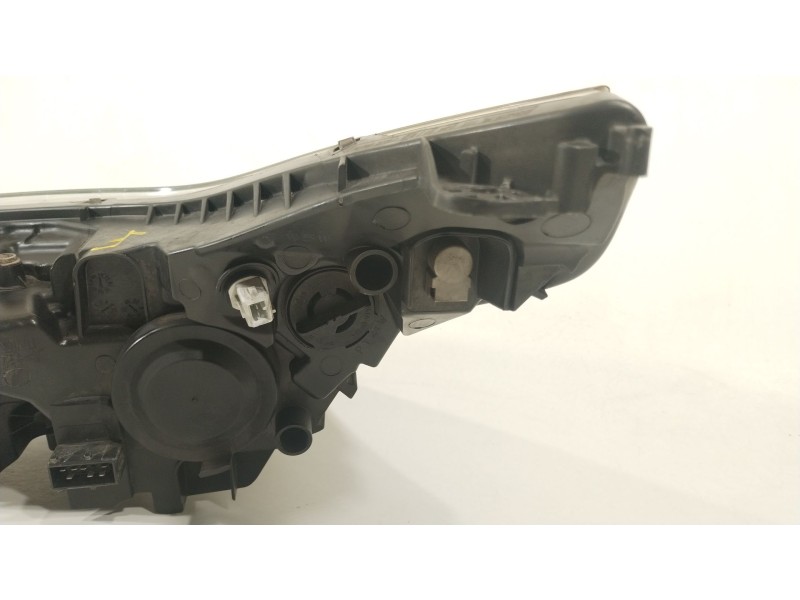 Recambio de faro derecho para citroën c4 i (lc_) 1.6 hdi referencia OEM IAM 620653 9646893880 89009406