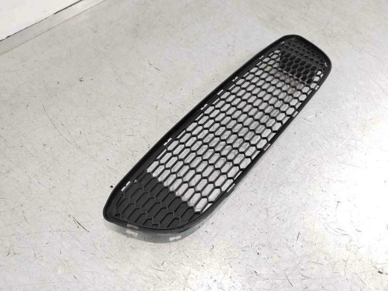 Recambio de rejilla paragolpes delantero para bmw 1 coupé (e82) 120 d referencia OEM IAM 51118045432 15857711 