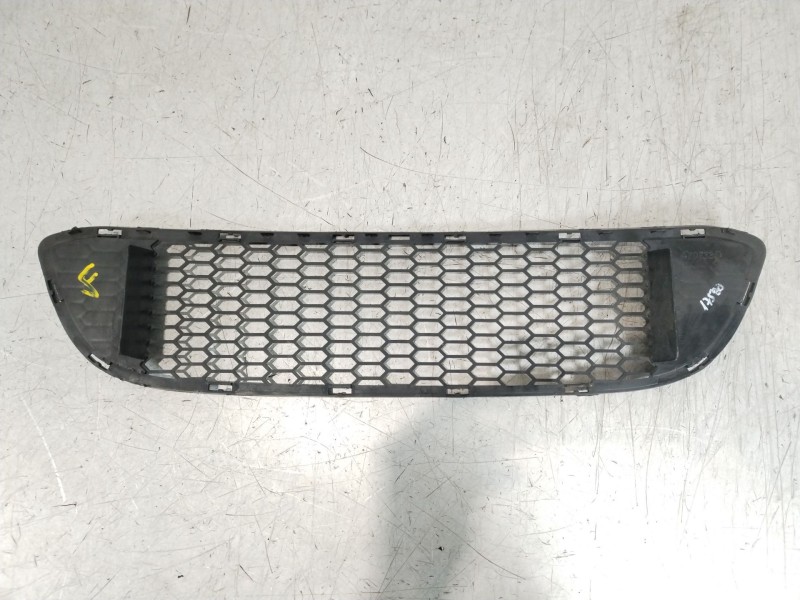 Recambio de rejilla paragolpes delantero para bmw 1 coupé (e82) 120 d referencia OEM IAM 51118045432 15857711 