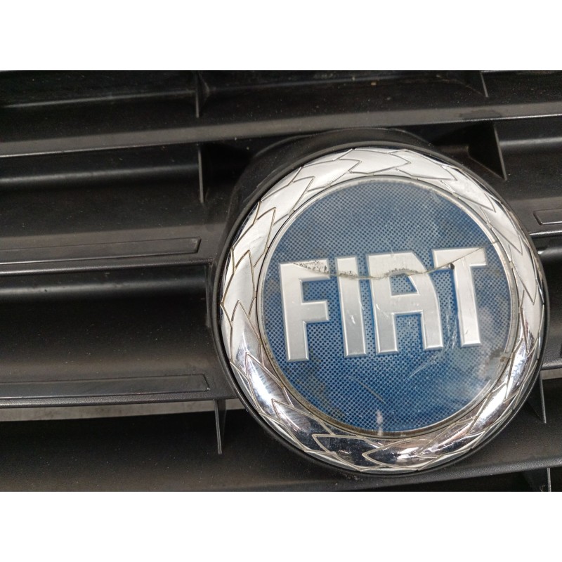 Recambio de rejilla delantera para fiat scudo furgoneta (270_, 272_) 1.6 d multijet referencia OEM IAM 1497652077 7804R0 
