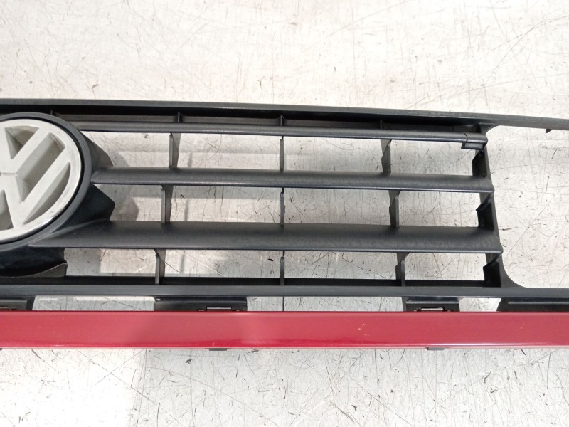 Recambio de rejilla delantera para volkswagen jetta ii (19e, 1g2, 165) 1.6 referencia OEM IAM 165853653E 165853664B 
