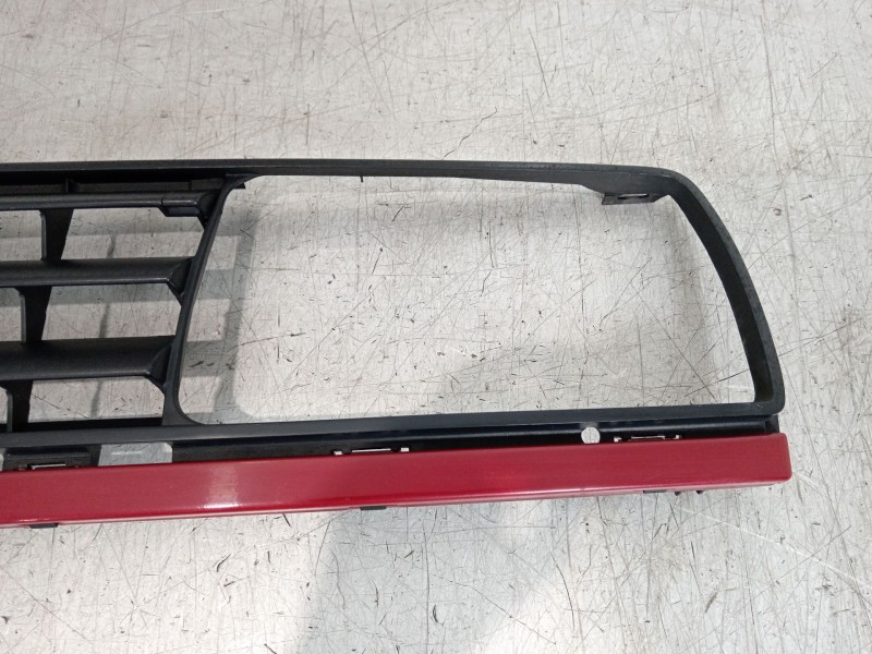 Recambio de rejilla delantera para volkswagen jetta ii (19e, 1g2, 165) 1.6 referencia OEM IAM 165853653E 165853664B 
