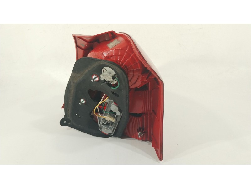 Recambio de piloto trasero izquierdo para toyota yaris (_p9_) 1.4 d-4d (nlp90_) referencia OEM IAM 815610D110  