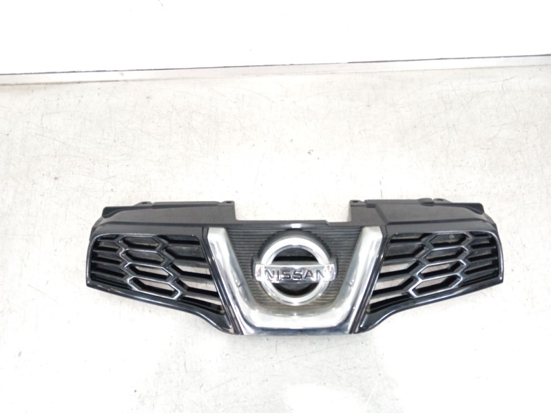 Recambio de rejilla delantera para nissan qashqai i (j10, nj10) 1.5 dci referencia OEM IAM 62310BR00A  