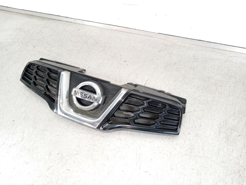 Recambio de rejilla delantera para nissan qashqai i (j10, nj10) 1.5 dci referencia OEM IAM 62310BR00A  