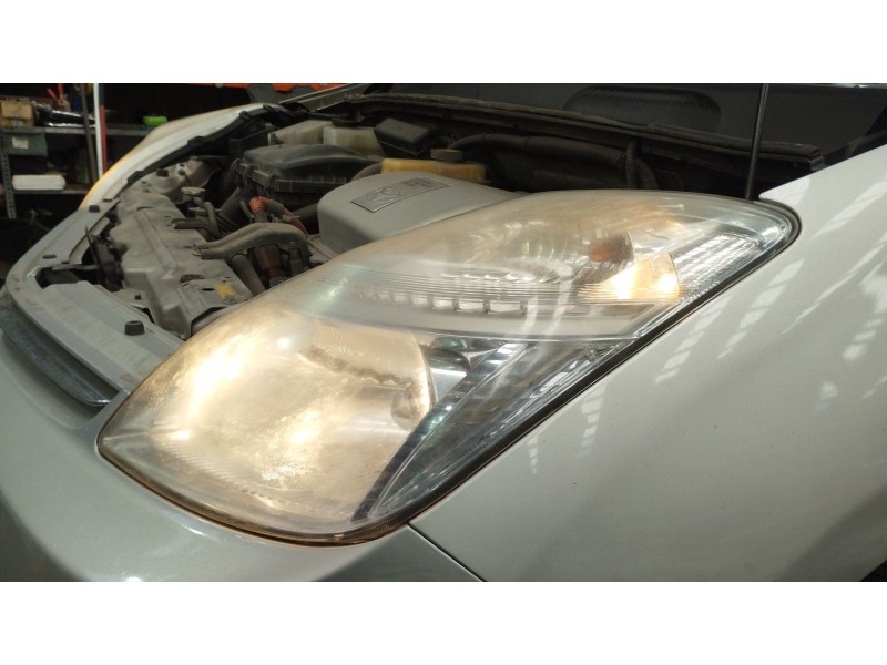 Recambio de faro izquierdo para toyota prius liftback (_w2_) 1.5 hybrid (nhw20_) referencia OEM IAM 8117047181  