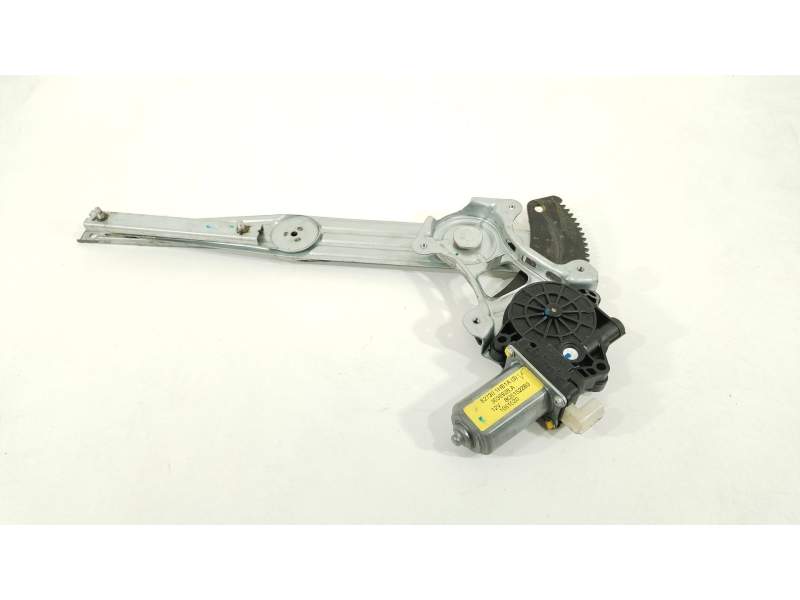ELEVALUNAS DELANTERO DERECHO 807003BB0A 827301HB1A 