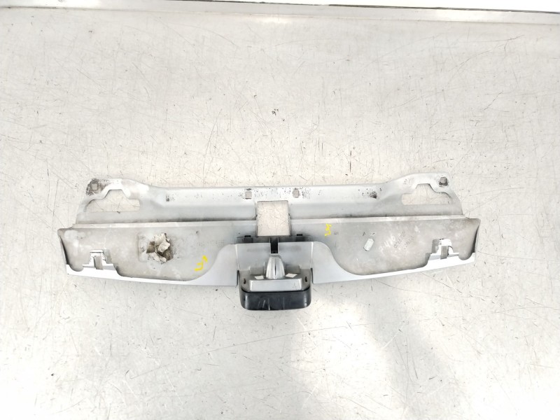 Recambio de rejilla delantera para peugeot 406 (8b) 2.1 td 12v referencia OEM IAM 9616258477 1851485101 