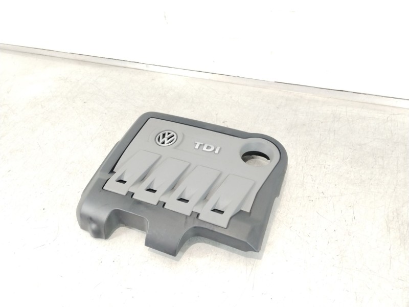 Recambio de tapa motor para volkswagen touran (1t3) 2.0 tdi referencia OEM IAM 03L103925R 03L103925S 03L103925T