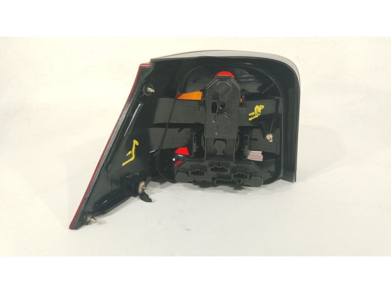 Recambio de piloto trasero derecho para volkswagen golf iv (1j1) 1.9 tdi referencia OEM IAM 1J6945112S 1J6945257 