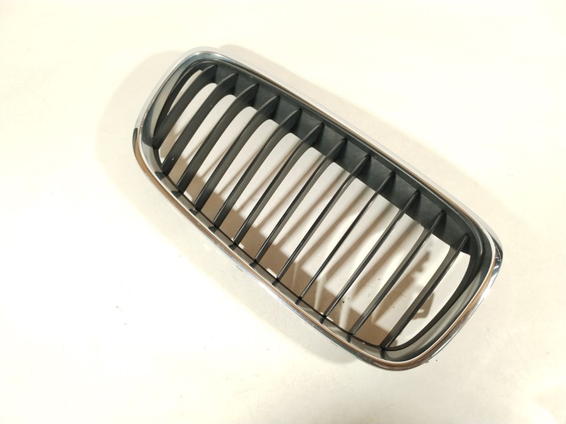 Recambio de rejilla delantera para bmw 2 active tourer (f45) 218 d referencia OEM IAM 51137300544 51137379610 