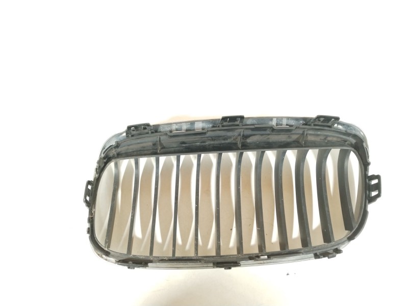 Recambio de rejilla delantera para bmw 2 active tourer (f45) 218 d referencia OEM IAM 51137300544 51137379610 