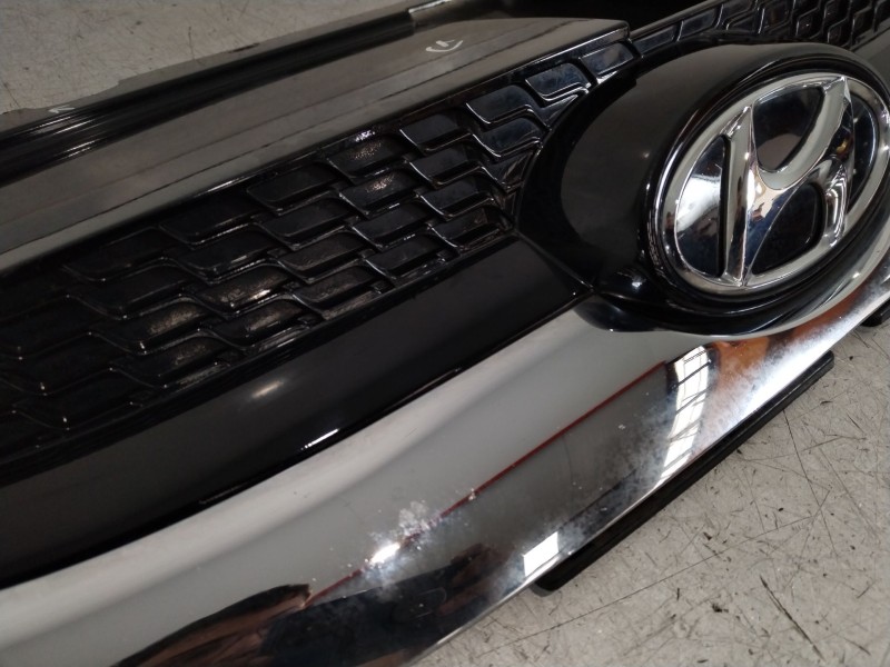 Recambio de rejilla delantera para hyundai ix35 (lm, el, elh) 1.7 crdi referencia OEM IAM 863512Y000  