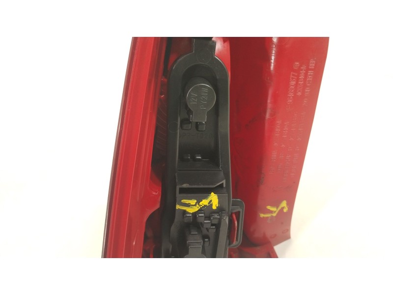 Recambio de piloto trasero derecho para citroën c4 coupé (la_) 1.6 16v referencia OEM IAM 9646801677  