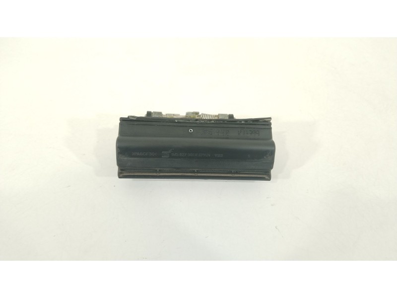 Recambio de maneta exterior porton para seat toledo ii (1m2) 1.9 tdi referencia OEM IAM 1M5827561E  
