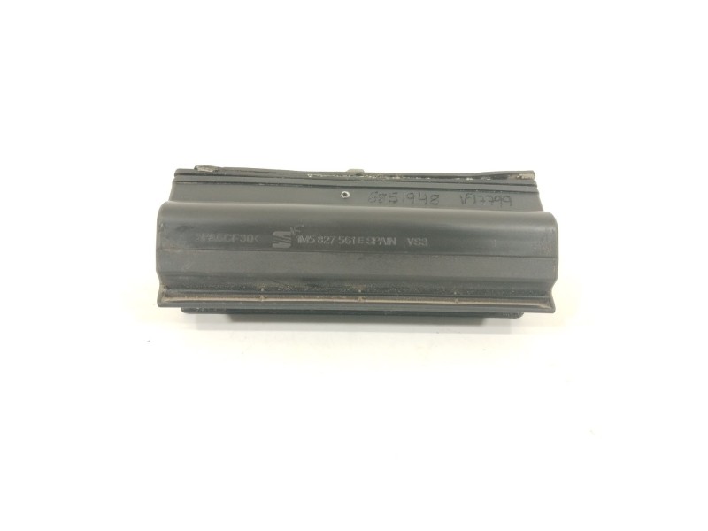 Recambio de maneta exterior porton para seat toledo ii (1m2) 1.9 tdi referencia OEM IAM 1M5827561E  