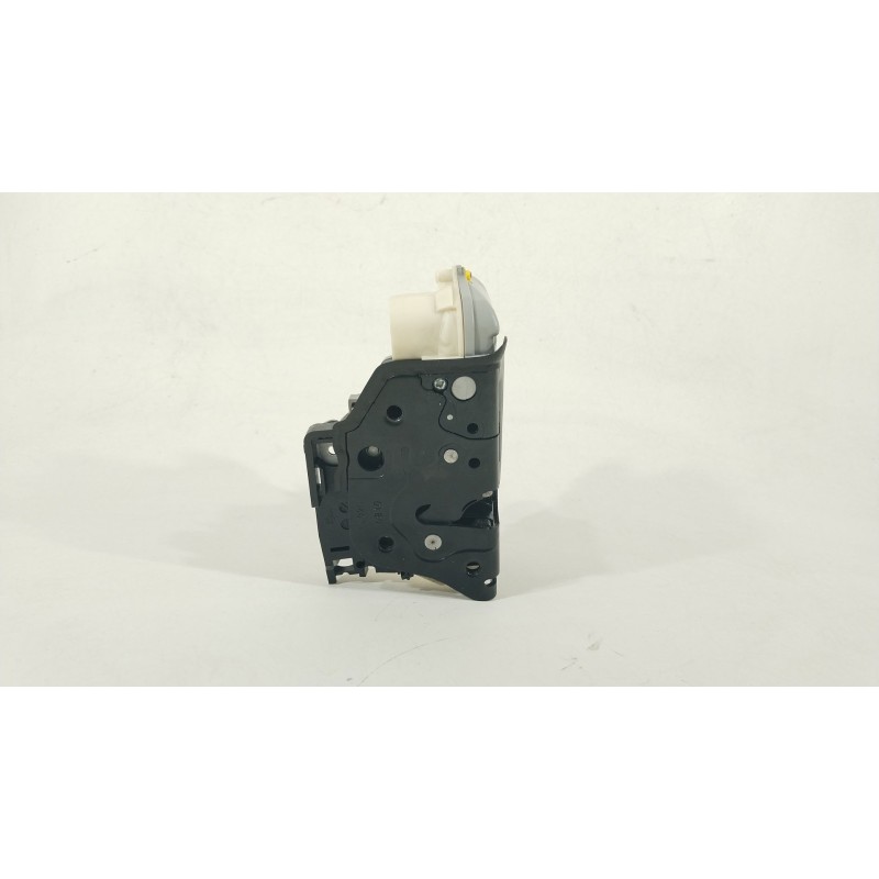 Recambio de cerradura puerta delantera izquierda para volkswagen passat b6 (3c2) 2.0 tdi 16v referencia OEM IAM 3C1837015A  